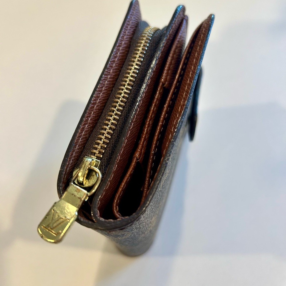 Louis Vuitton bifold compact Monogram wallet 2001 - Picture 2 of 8